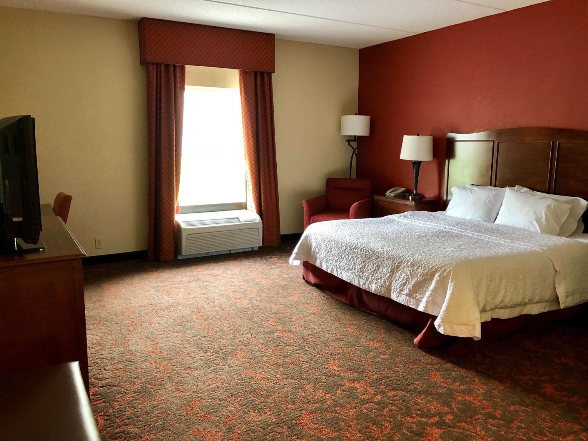 Hampton Inn And Suites Woodstock, Virginia Экстерьер фото