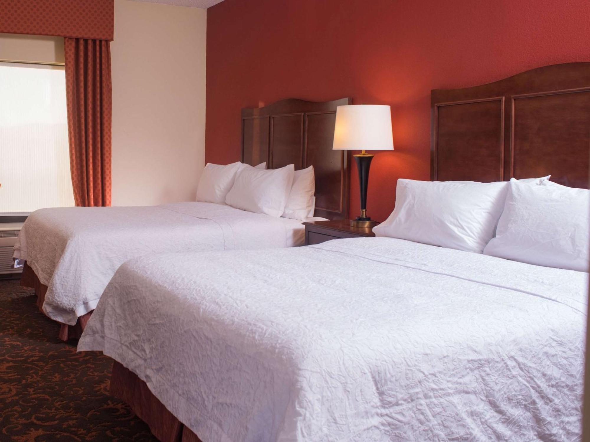 Hampton Inn And Suites Woodstock, Virginia Экстерьер фото