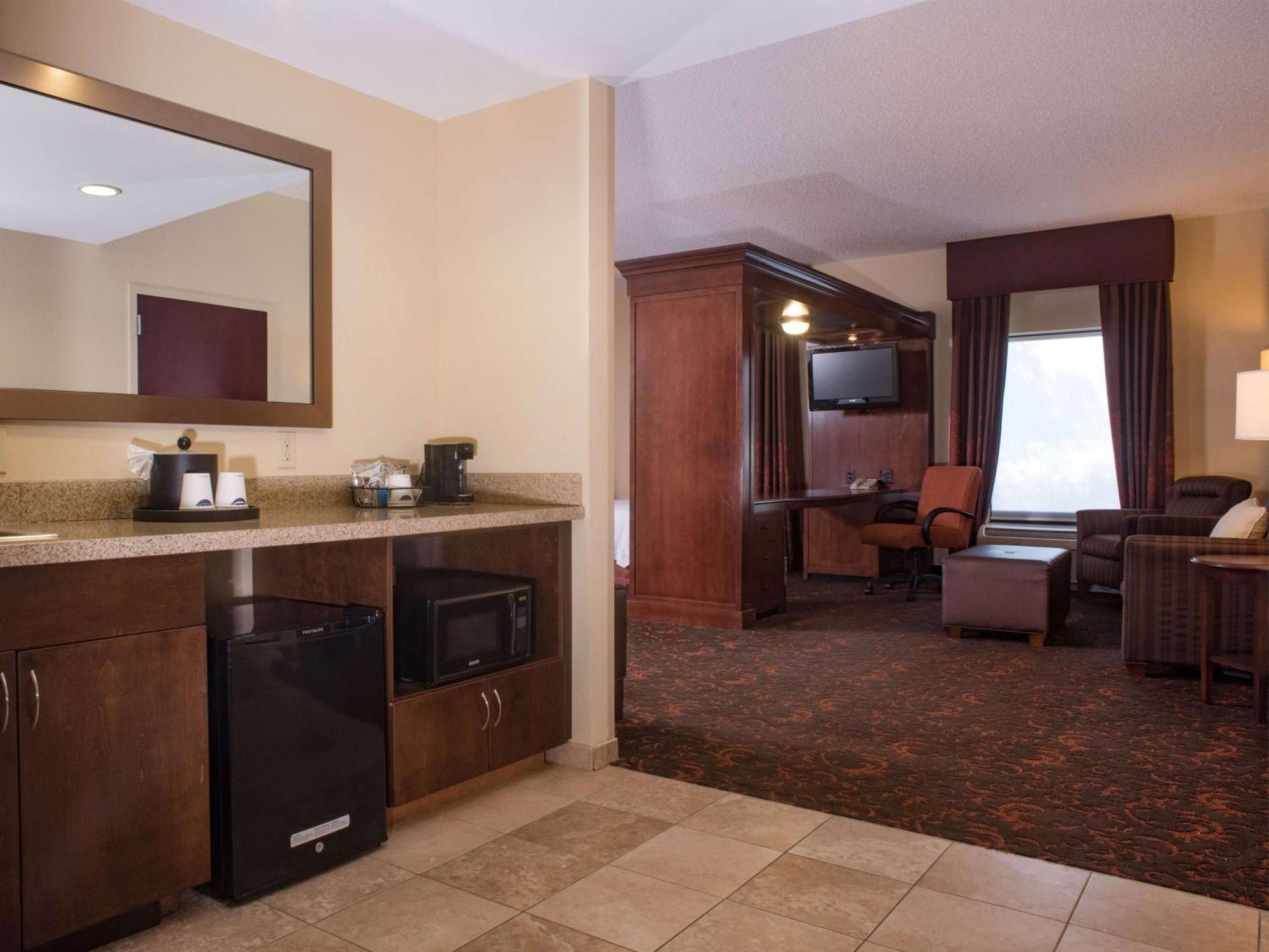 Hampton Inn And Suites Woodstock, Virginia Экстерьер фото