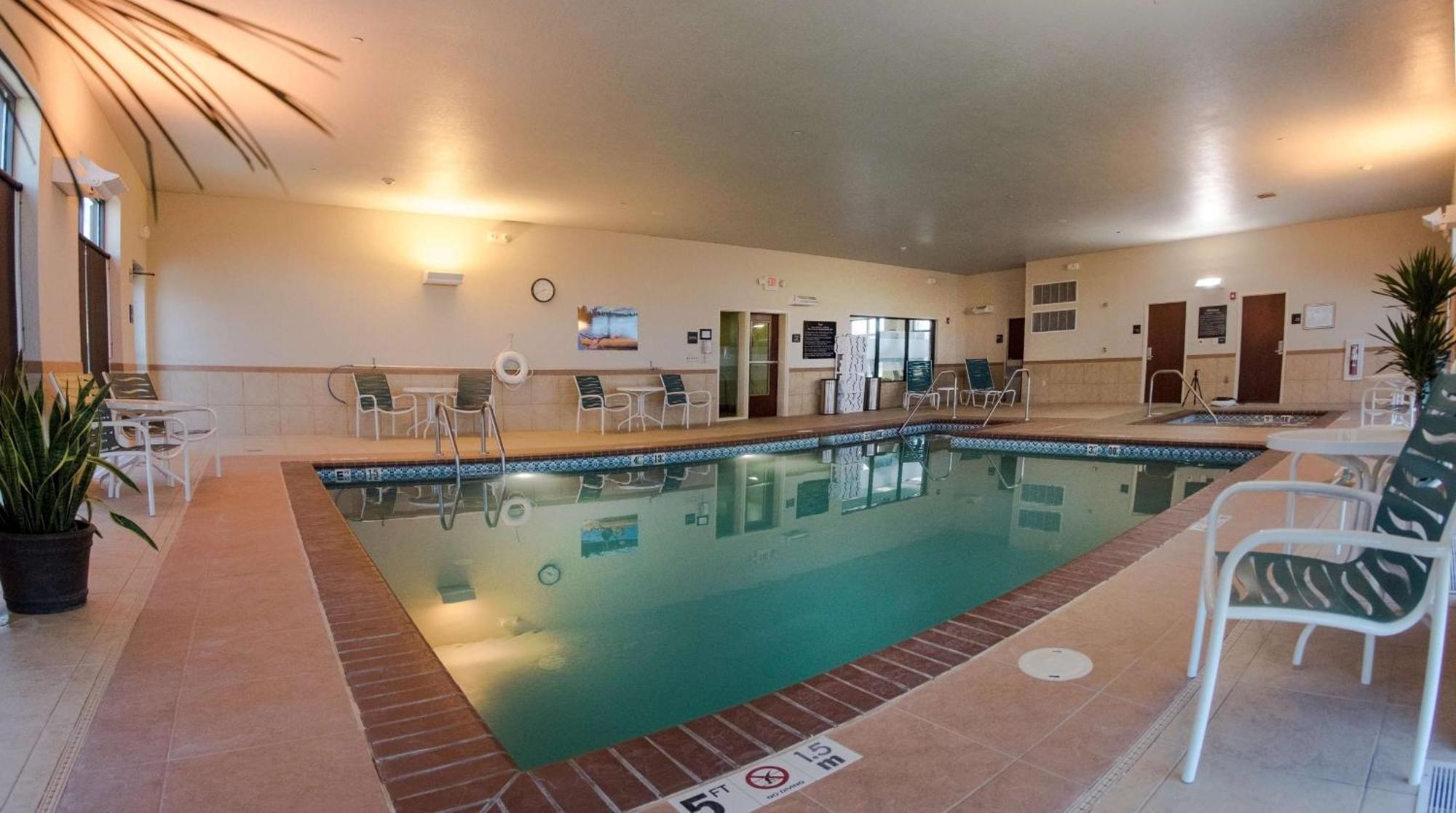 Hampton Inn And Suites Woodstock, Virginia Экстерьер фото