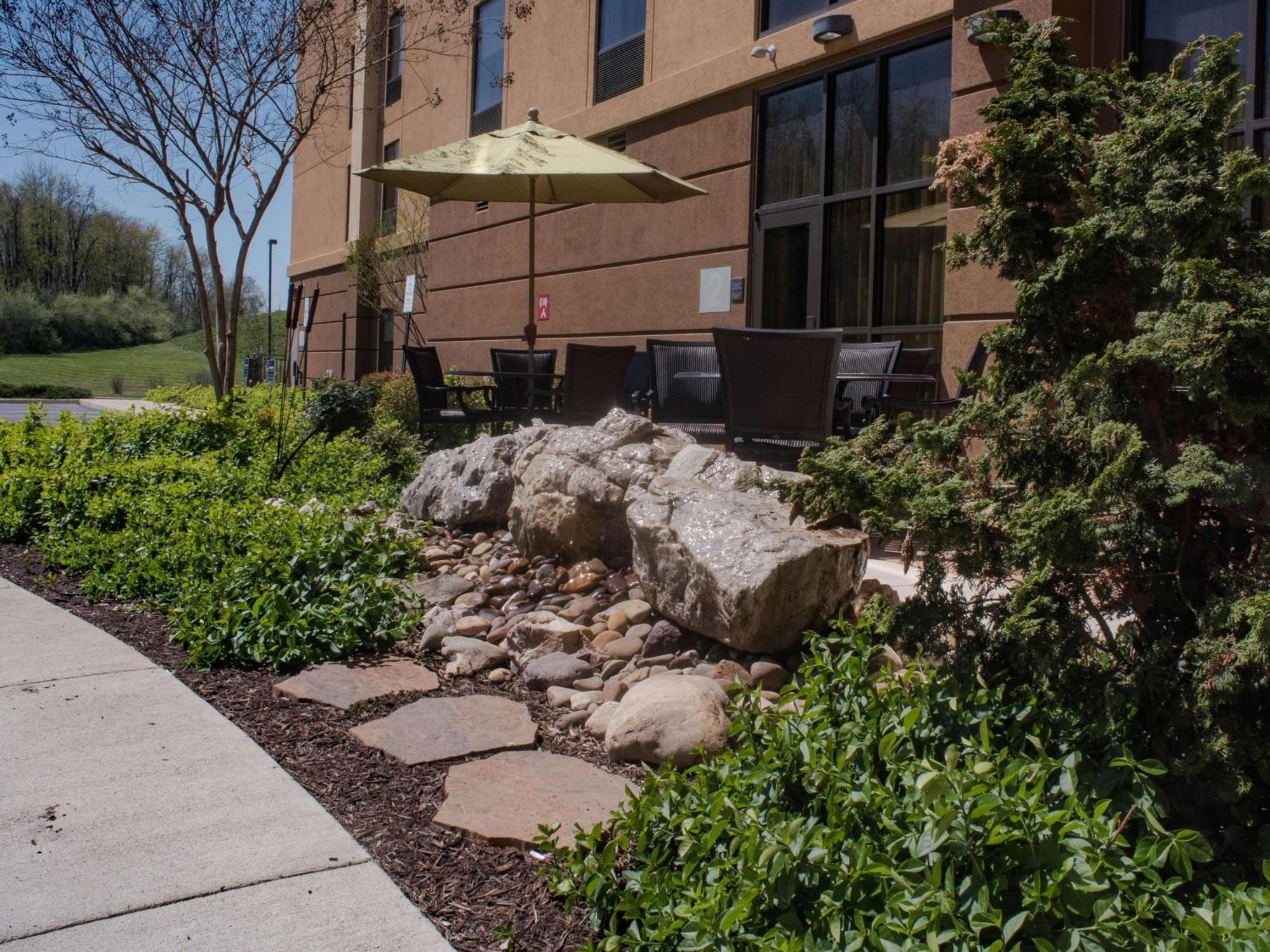 Hampton Inn And Suites Woodstock, Virginia Экстерьер фото