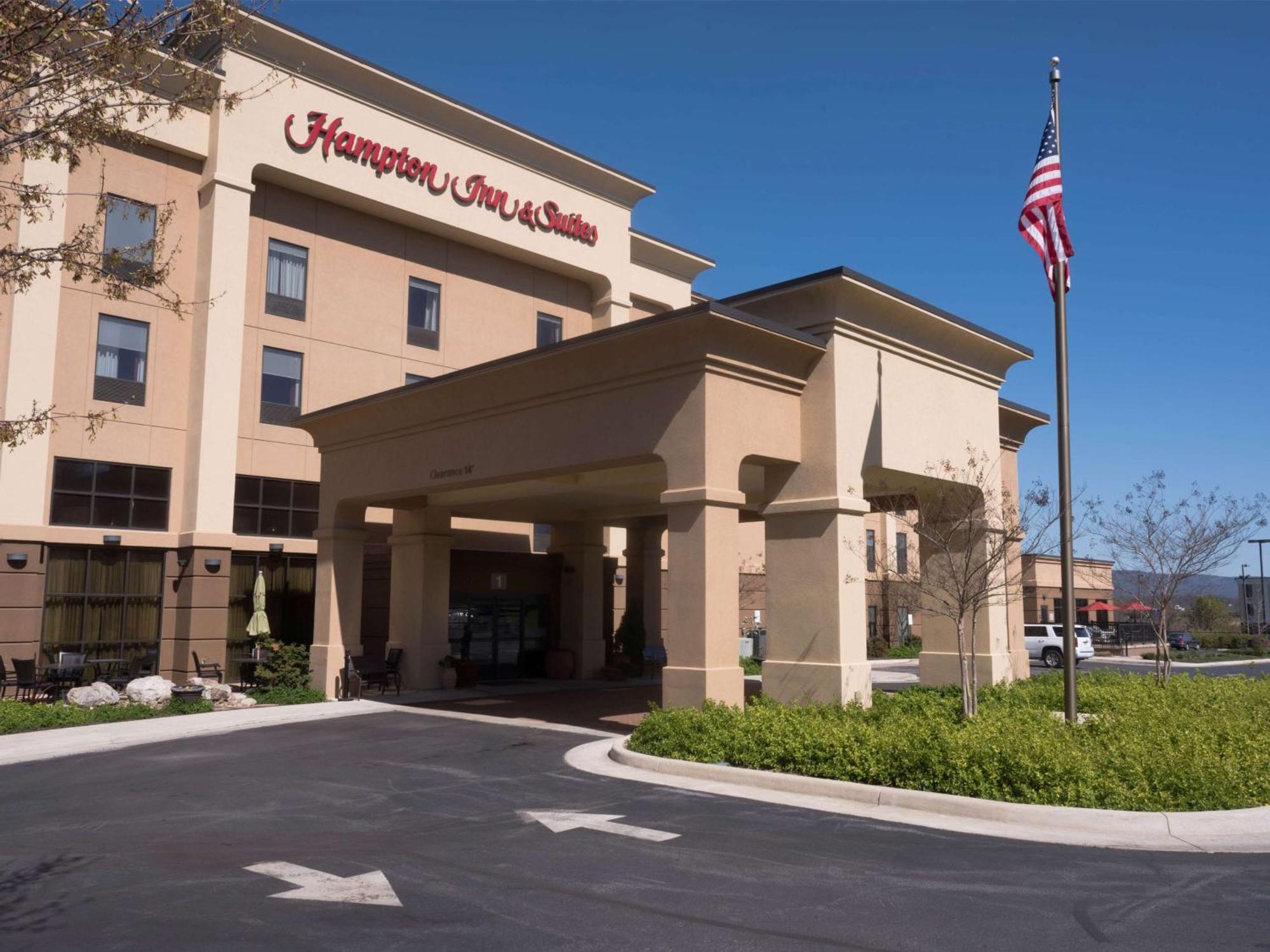 Hampton Inn And Suites Woodstock, Virginia Экстерьер фото